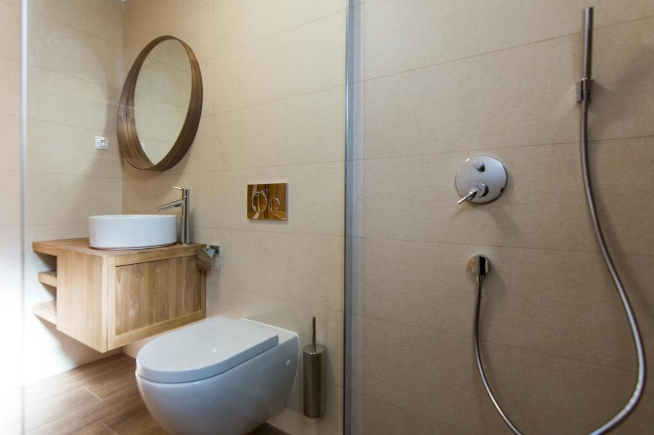 ביוגראד נה מורו Apartments Basilea מראה חיצוני תמונה