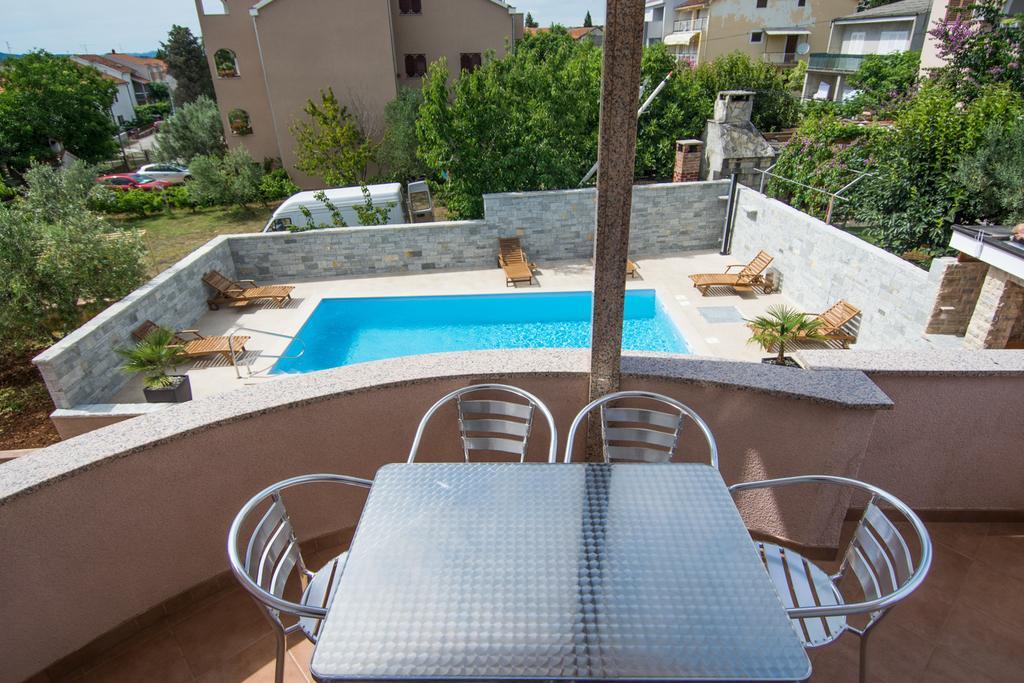 ביוגראד נה מורו Apartments Basilea מראה חיצוני תמונה