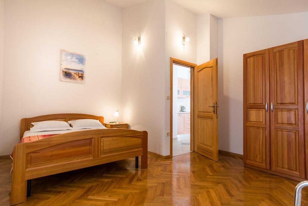 ביוגראד נה מורו Apartments Basilea חדר תמונה